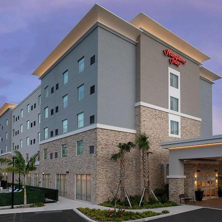 Hampton Inn Miami Airport East Exterior foto